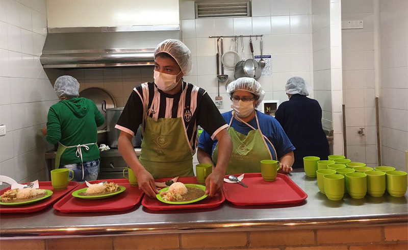 voluntarios-comedores-pandevidacer